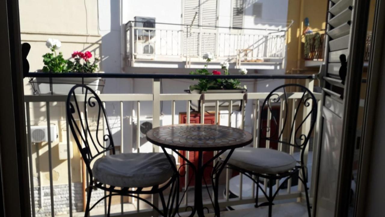 Casa Vacanze Chiara テッラジーニ エクステリア 写真