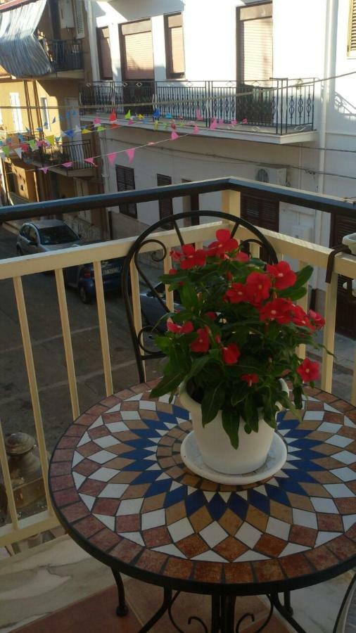 Casa Vacanze Chiara テッラジーニ エクステリア 写真