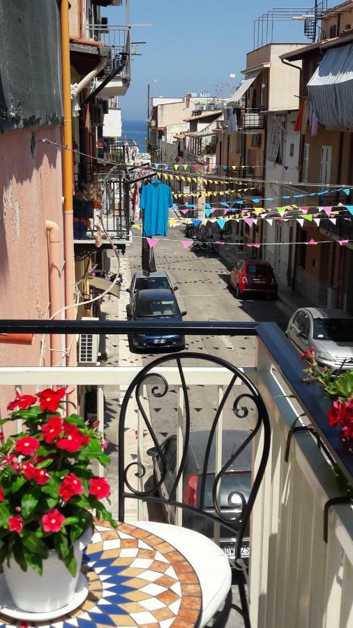 Casa Vacanze Chiara テッラジーニ エクステリア 写真